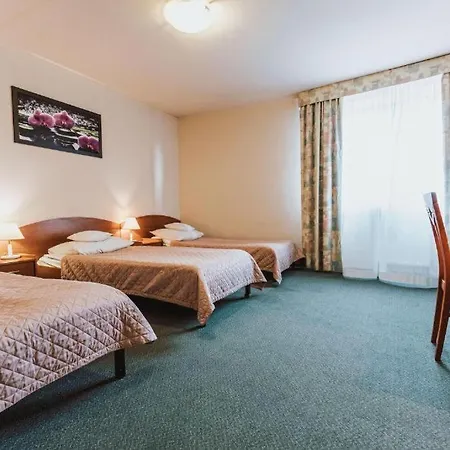 Otel Nova 3*