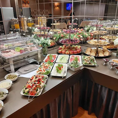 Otel Nova 3*